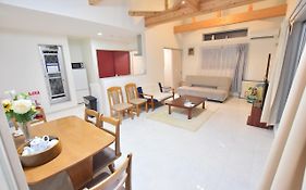 Aozora Hotel In Tsuruhashi